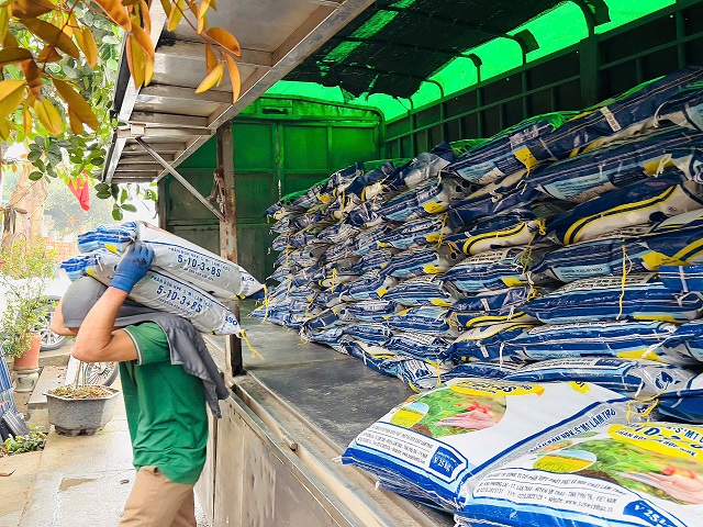 CUNG ỨNG PHÂN BÓN NPK TRẢ CHẬM – KỊP THỜI ĐỒNG HÀNH CÙNG NÔNG DÂN VỤ XUÂN 2025-2026.