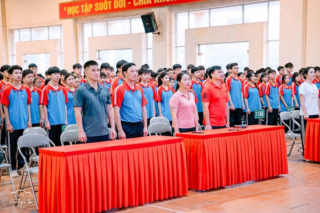 Hưởng ứng sự kiện Cùng Việt Nam tiến bước tại xã Bình Phú. 