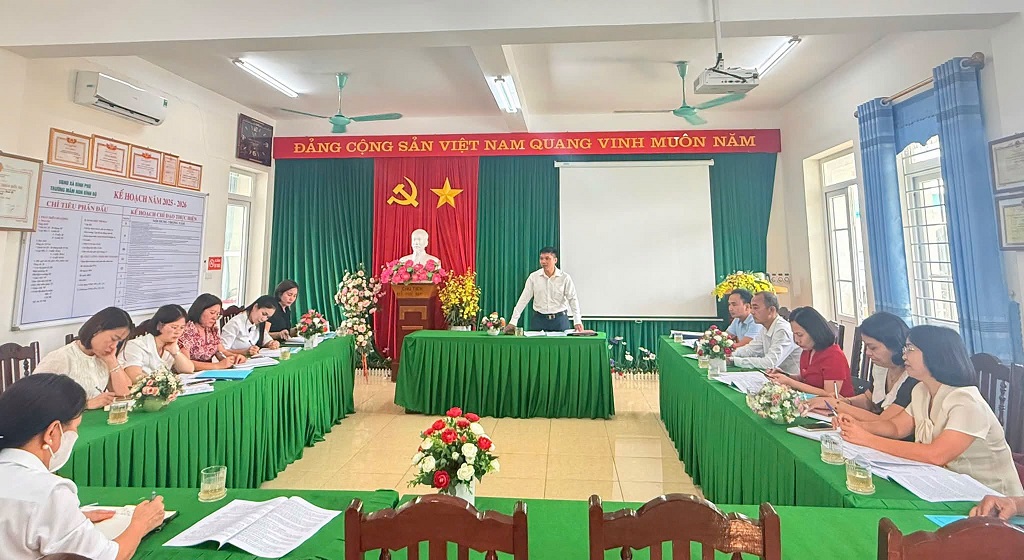 Bình Phú giám sát công tác bảo đảm an toàn thực phẩm tại Trường Mầm non Bình Phú