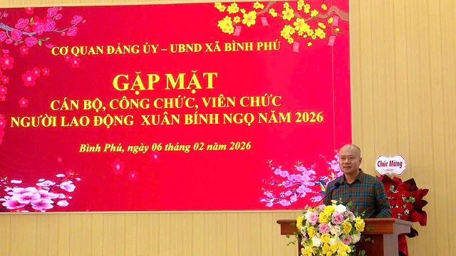 Xã Bình Phú gặp mặt toàn thể cán bộ, công chức, viên chức, người lao động nhân dịp Tết Nguyên đán Bính Ngọ 2026