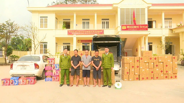 Khởi tố vụ án buôn bán, vận chuyển số lượng pháo hoa nổ đặc biệt lớn tại địa bàn xã Bình Phú 