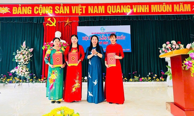 HỘI LIÊN HIỆP PHỤ NỮ XÃ BÌNH PHÚ TỔ CHỨC HỘI NGHỊ BAN CHẤP HÀNH LẦN THỨ NHẤT NHIỆM KỲ 2021–2026