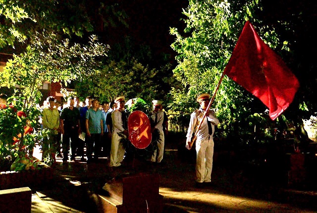 Xã Bình Phú thắp nến tri ân các Anh hùng, liệt sĩ