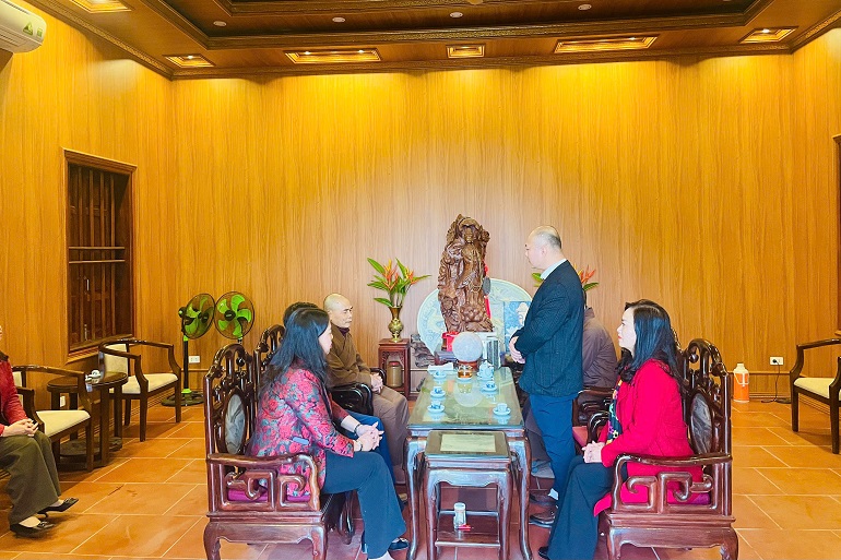 Lãnh đạo xã Bình Phú thăm, chúc tết và tặng quà các cơ sở tôn giáo; cụm công nghiệp Tử Đà – An Đạo dịp Tết Bính Ngọ 2026