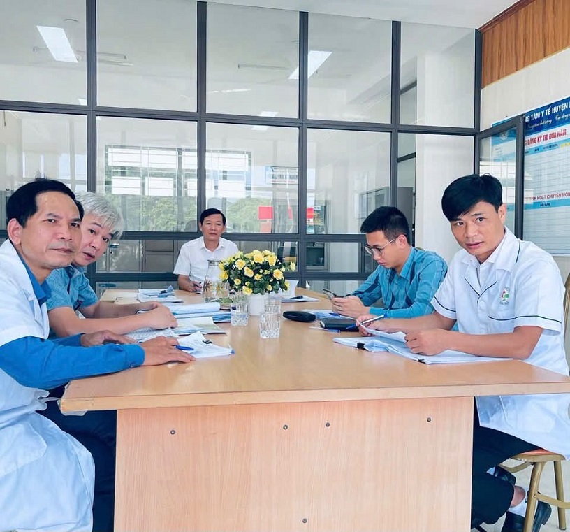 Hội đồng xác định mức độ khuyết tật xã Bình Phú tiến hành họp thẩm định, xét duyệt hồ sơ xác định dạng tật, mức độ khuyết tật cho đối tượng trên địa bàn.