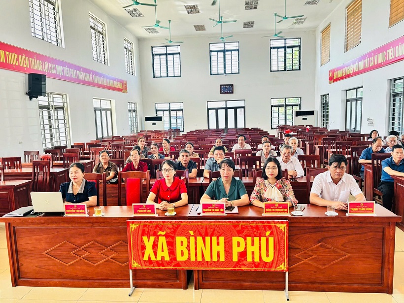 Uỷ ban MTTQ Việt Nam xã Bình Phú tham dự hội nghị trực tuyến nghiên cứu, học tập, quán triệt và triển khai Nghị quyết Đại hội đại biểu toàn quốc MTTQ Việt Nam lần thứ XI, nhiệm kỳ 2026-2031