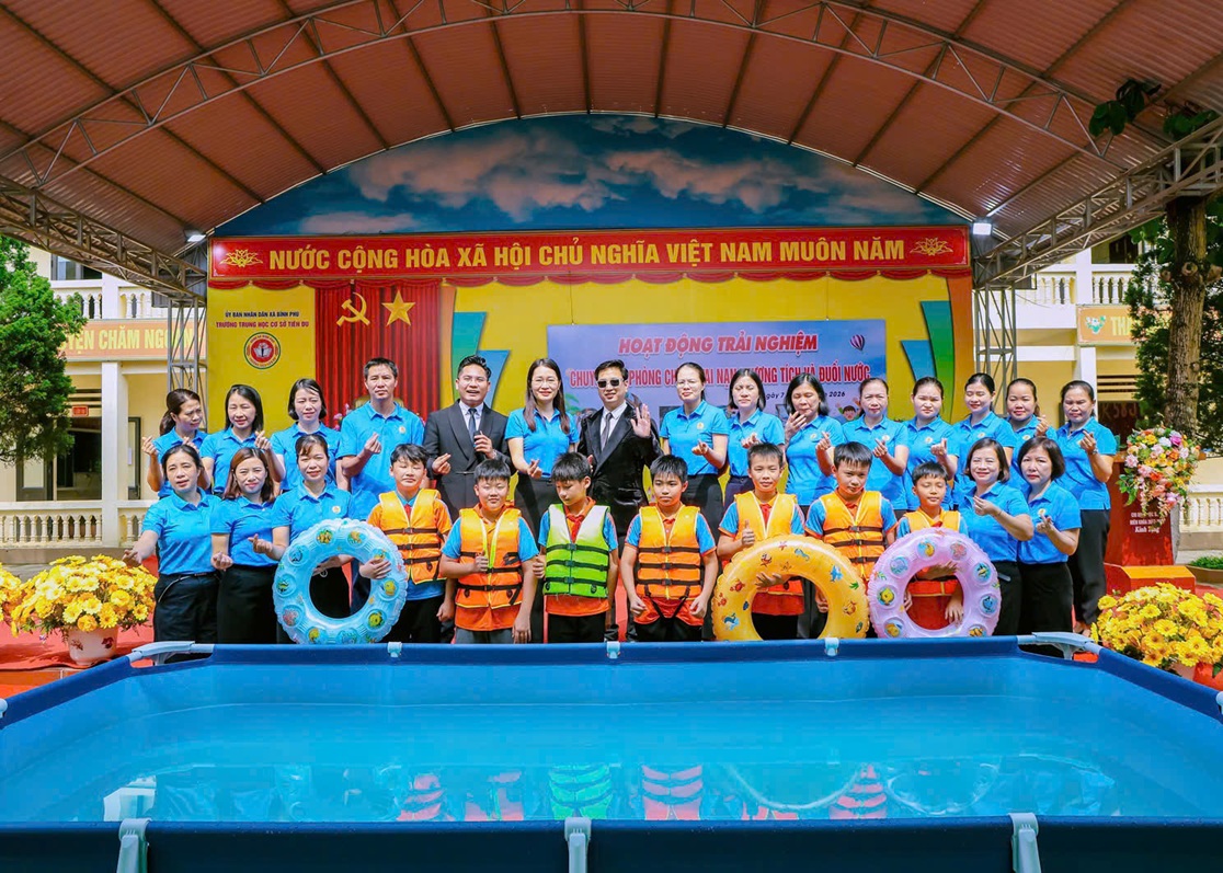 Thực hiện Kế hoạch số 78/KH-UBND ngày 21/4/2026 của UBND xã Bình Phú: Kế hoạch triển khai công tác phòng, chống tai nạn thương tích và phòng, chống đuối nước trẻ em năm 2026. Ngày 07/5/2026 Trường THCS Tiên Du đã tổ chức hoạt động trải nghiệm với chủ đề: “Phòng chống tai nạn thương tích và đuối nước” cho học sinh toàn trường. 