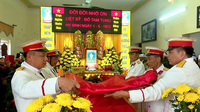 XÃ BÌNH PHÚ TỔ CHỨC LỄ ĐÓN NHẬN VÀ AN TÁNG HÀI CỐT LIỆT SĨ ĐỖ TAM TUNG