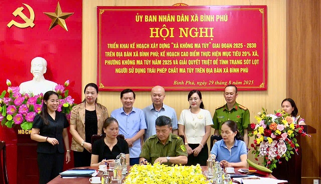 UBND xã Bình Phú tổ chức hội nghị triển khai xây dựng “Xã không ma tuý” giai đoạn 2025 - 2030.