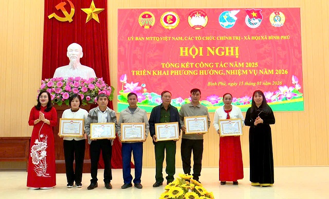 Uỷ ban MTTQ Việt Nam xã và các tổ chức chính trị xã hội xã Bình Phú tổ chức hội nghị tổng kết công tác năm 2025 triển khai phương hướng nhiệm vụ năm 2026.