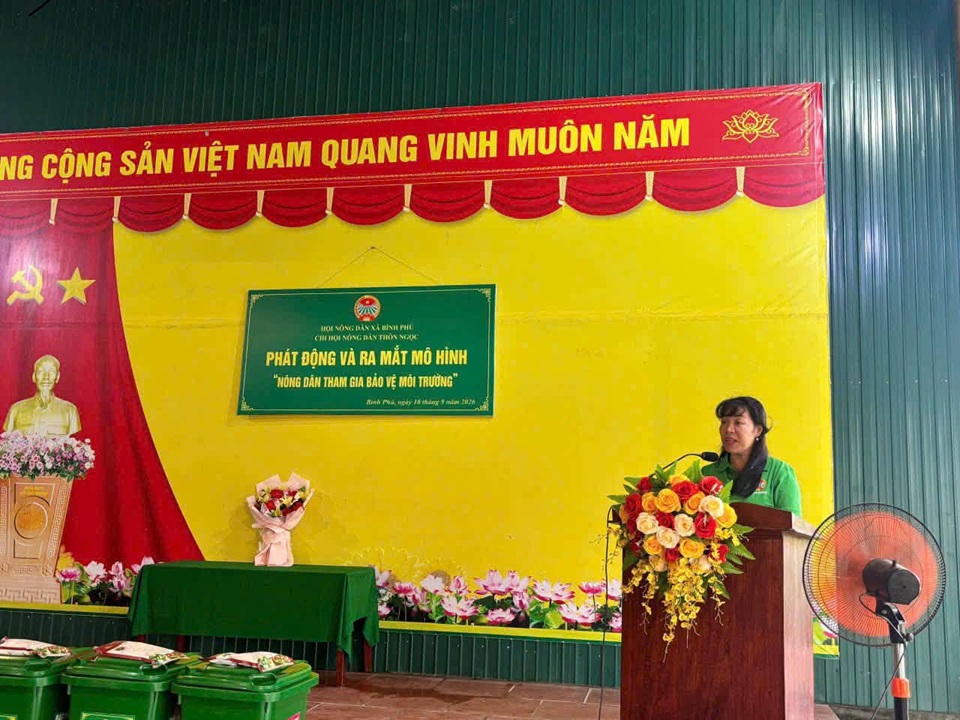 Hội Nông dân xã Bình Phú Phát động và ra mắt mô hình “Nông dân tham gia bảo vệ môi trường”