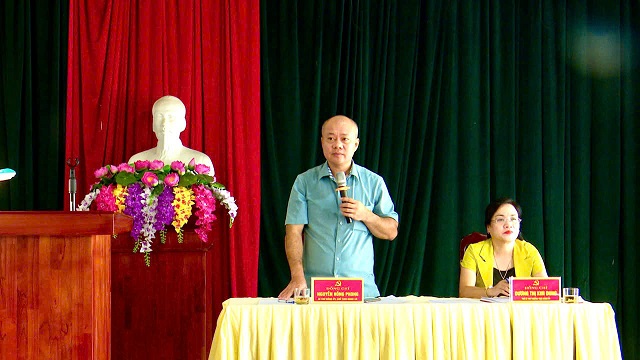 Đảng uỷ xã Bình Phú làm việc với các chi bộ khu dân cư thuộc xã An Đạo cũ.