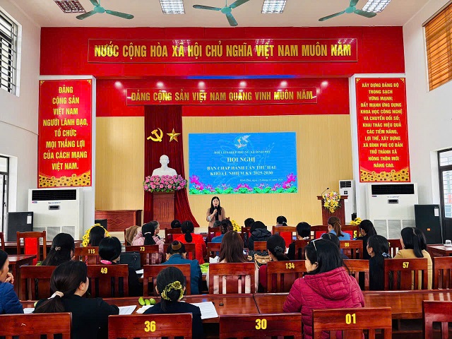 HỘI NGHỊ BAN CHẤP HÀNH HỘI LHPN XÃ TRIỂN KHAI KẾ HOẠCH HOẠT ĐỘNG 8/3.