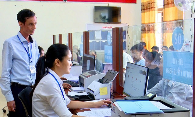 Bình Phú: Xây dựng và phát triển Chính quyền điện tử, Chính quyền số.