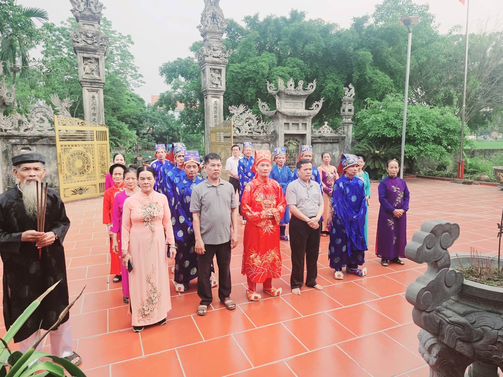 Trang trọng Lễ giỗ Quốc Tổ Hùng Vương tại Đền Nhà Bà, Đình Tranh xã Bình Phú.